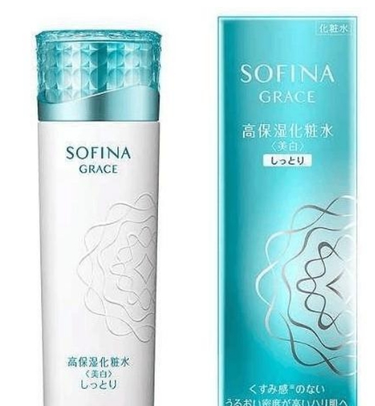 保湿 据说这些精华液简直是救星:细滑肌肤,提亮肤色效果好,你怎么看