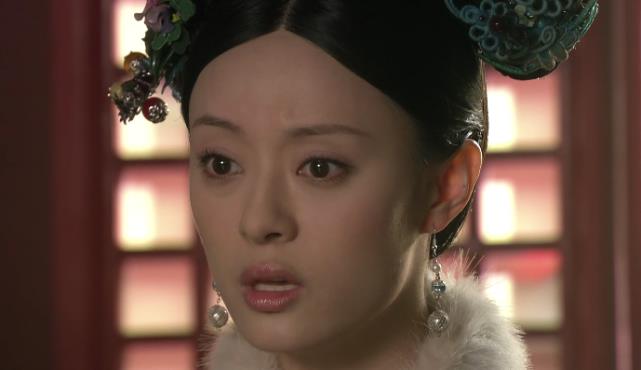 甄嬛传|甄嬛传：甄嬛至死不知，皇上赐了白绫毒酒和匕首，为何华妃要撞柱