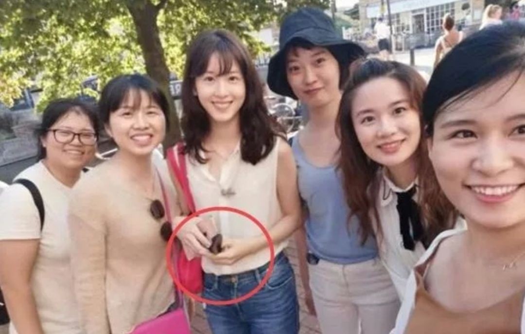 章泽天|刘强东事件的第3年，章泽天的聪明让人刮目相看