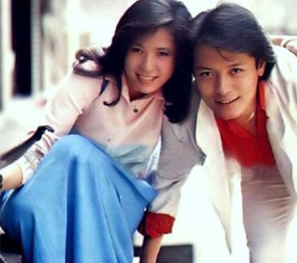 婴幼儿护理先锋|他曾是女生的“白马王子”，拒绝多名女星倒追，却选择一生不娶