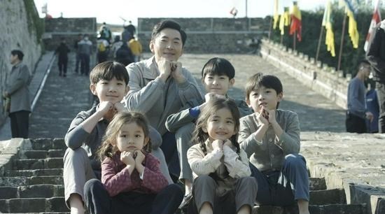 雪落无尘谈|《乔家的儿女》:父亲不作为,家庭不幸福的根源,原生家庭的可悲