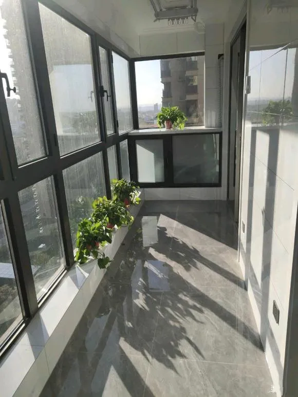 这装得怎么样？118平花了18万，灯具网购的，是不是太丑了？