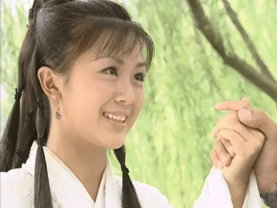 赵显坤|TVB女神因无戏可拍，被曝沦落“洗厕所”为生，并附上照片为证！