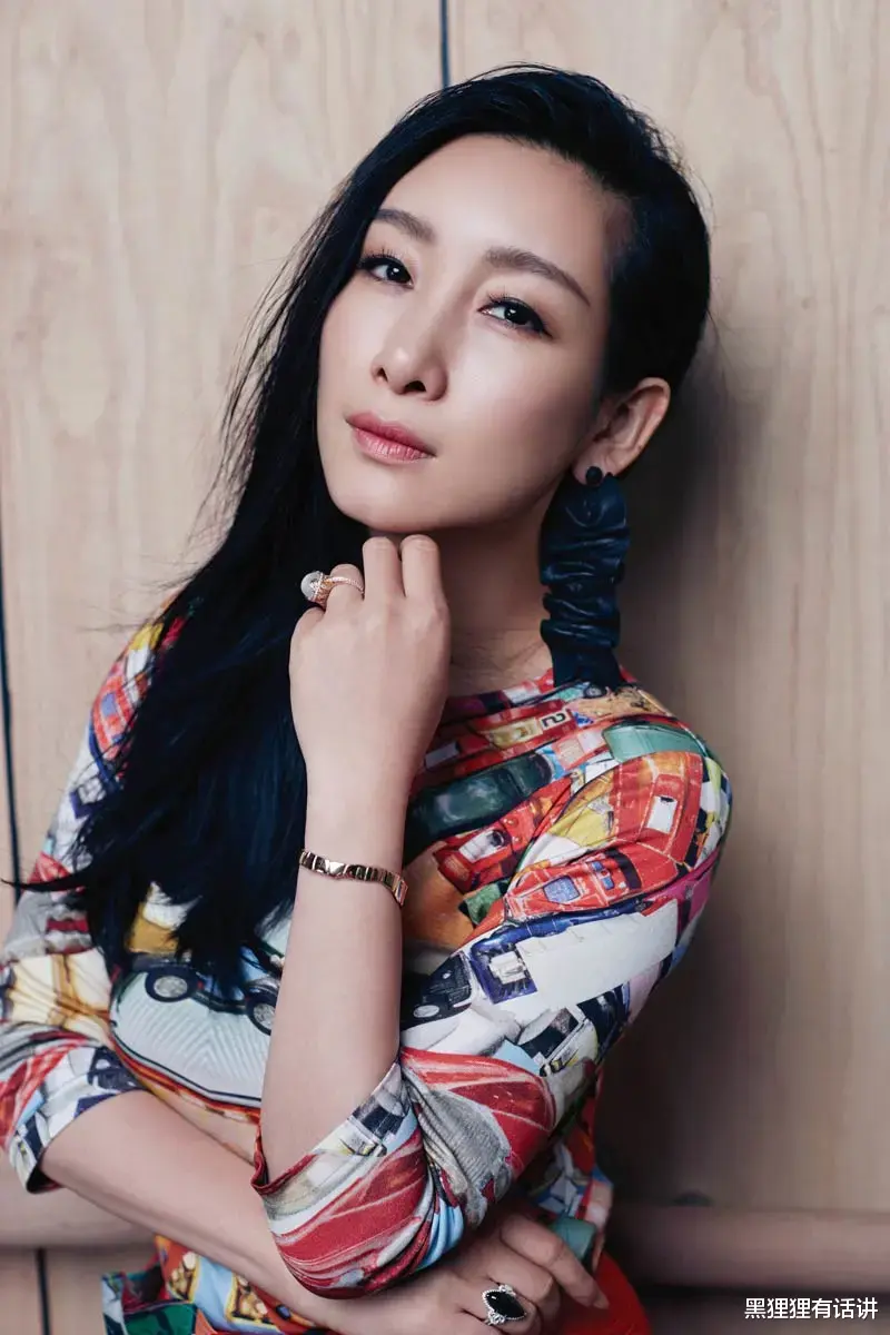 章子怡|章子怡梅婷殷桃秦海璐刘涛，75后大陆23位女明星你最喜欢谁？