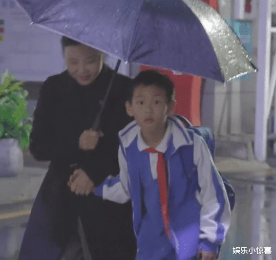 |找回孙卓后的21天！孙海洋晒卓卓童年照，买家把他踢出家族群