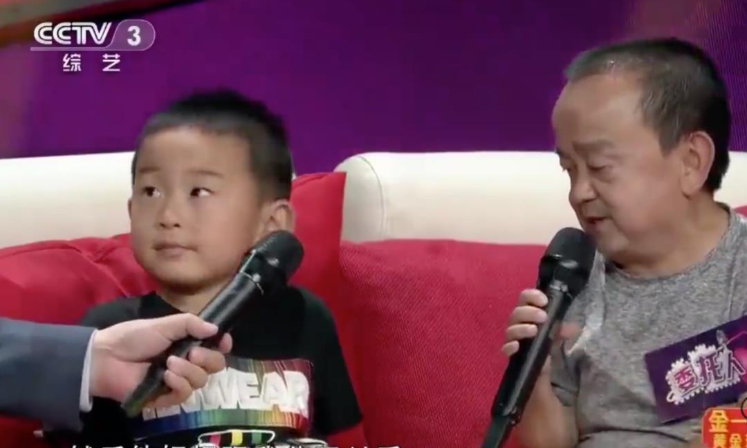 张伸|娱乐圈袖珍演员，1.24米的朱洁不敢生孩子，1.24米的刘永奇当老板