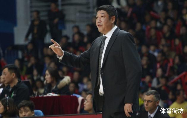 教练|中国篮坛重磅消息，前CBA主教练加盟U15国家队，能否刮起青春风暴