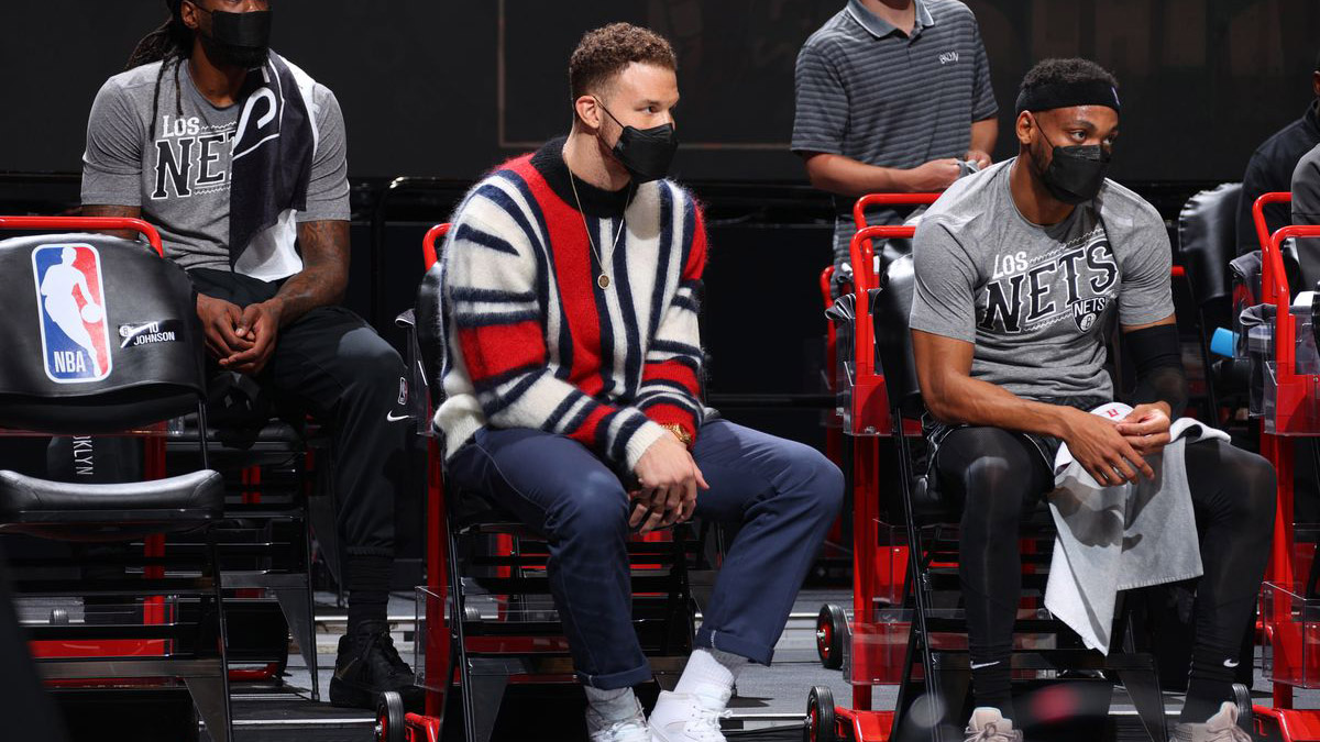 交易|籃網(wǎng)消息更新：納什談格里芬杜少傷情，美媒建議3方案交易丁威迪