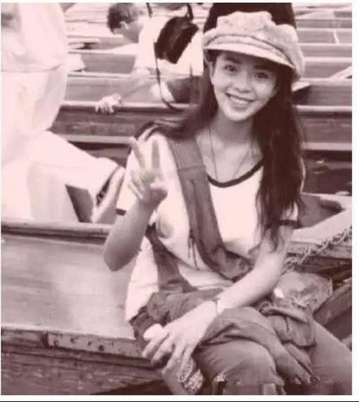 朱迅|央视最苦命主持？前半生被父母冷落，吃婆婆剩饭，2次患癌惹人疼