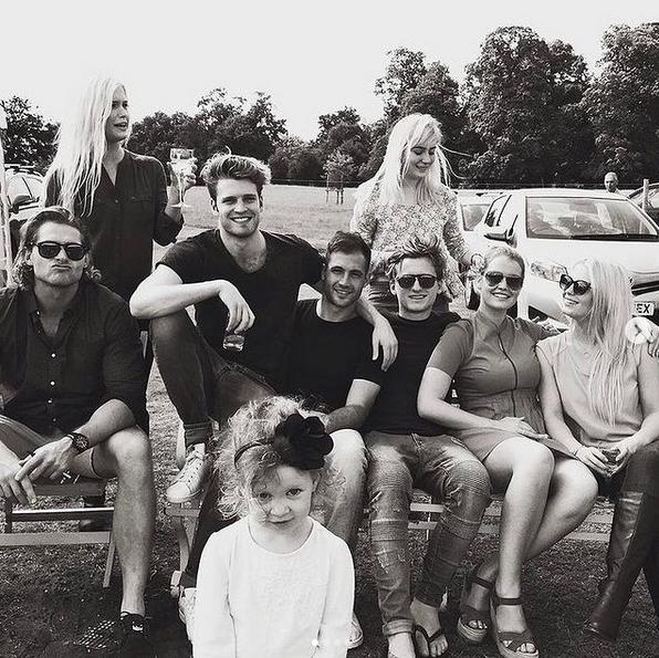 路易斯|他继承了戴安娜家族的优良基因，他是真的高富帅，关键是头发浓密