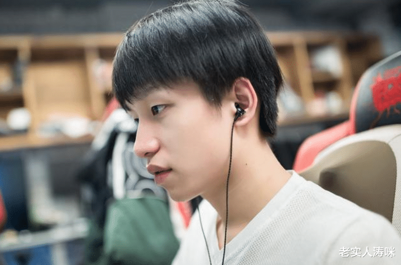 Uzi|“待遇超越UZI”!EDG厂长持股比例增加引热议,爱德朱对他太仗义