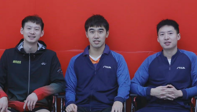 刘华体会讲体育课|热搜第一！方博退出国家队，周雨也正式退出，33岁马龙仍在坚持