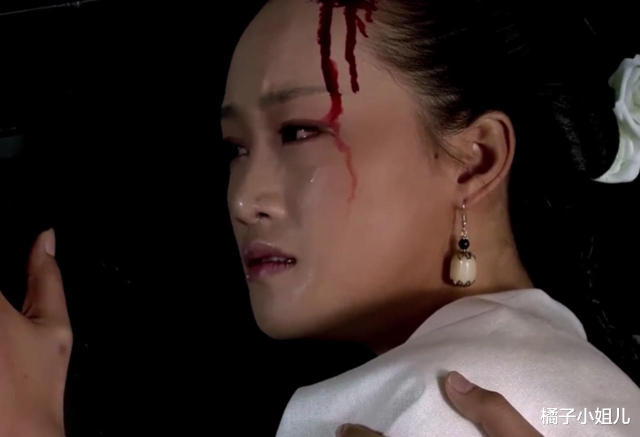 甄嬛|果郡王葬礼：浣碧本不想死，但无意间泄露了1个秘密，她不得不死