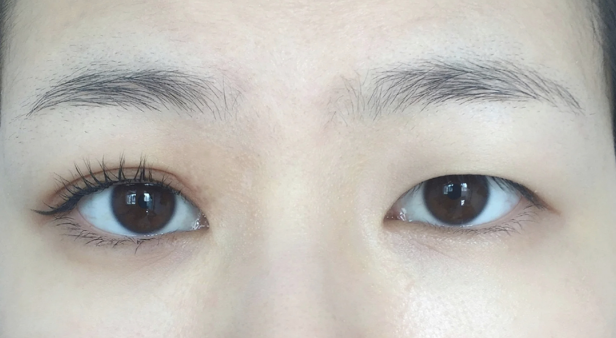 郑爽|单眼皮如何画眼妆？记住这几个小技巧，手残党也可以变美！