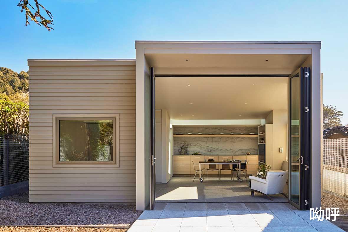 一位作家的避世海边小屋