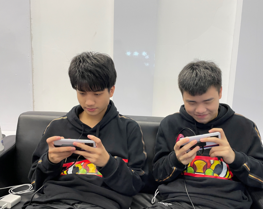 gk|GK不敌estar，德服赛后哽咽，自责拖了队伍后腿，确实不如梦岚