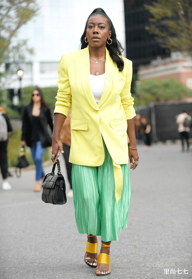 里尚七七 秋冬巨丑的5种搭配!一般人最少踩雷2种,注意这点细节最重要