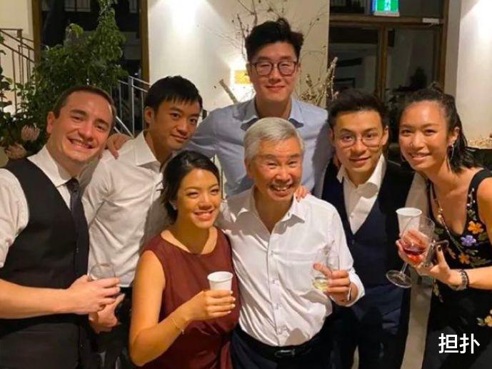 霍启仁|大哥是香港政界明日之星，二哥继承内地百亿生意，他却没什么成就