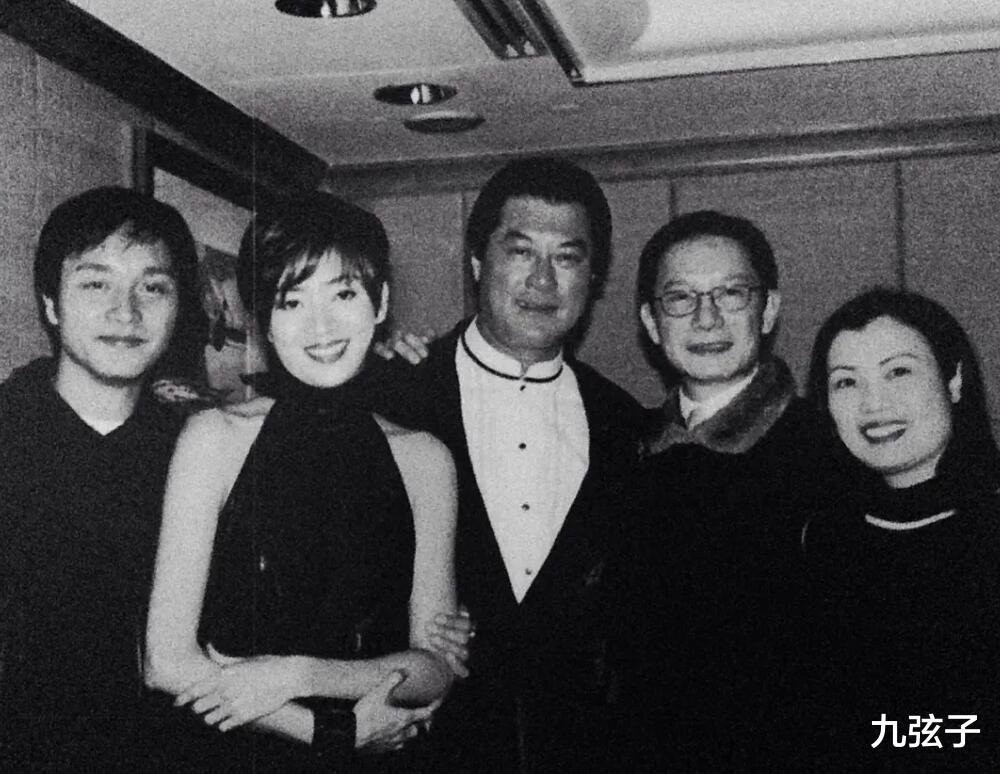 邓光荣|香港一代枭雄邓光荣的传奇人生，以及他的风云往事