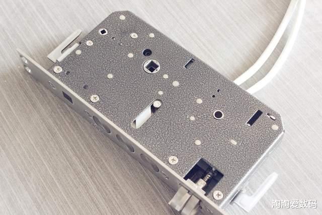 智能家居从装修开始——荣耀VOC智能门锁X6 指纹锁实测