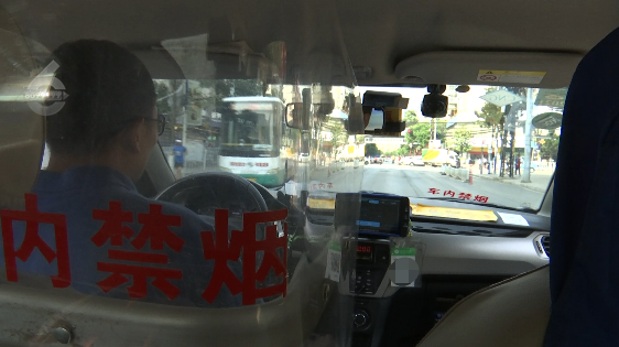 半岛晨报 年轻漂亮的小姐姐，你咋总在深夜打车不给钱，还拉黑司机？