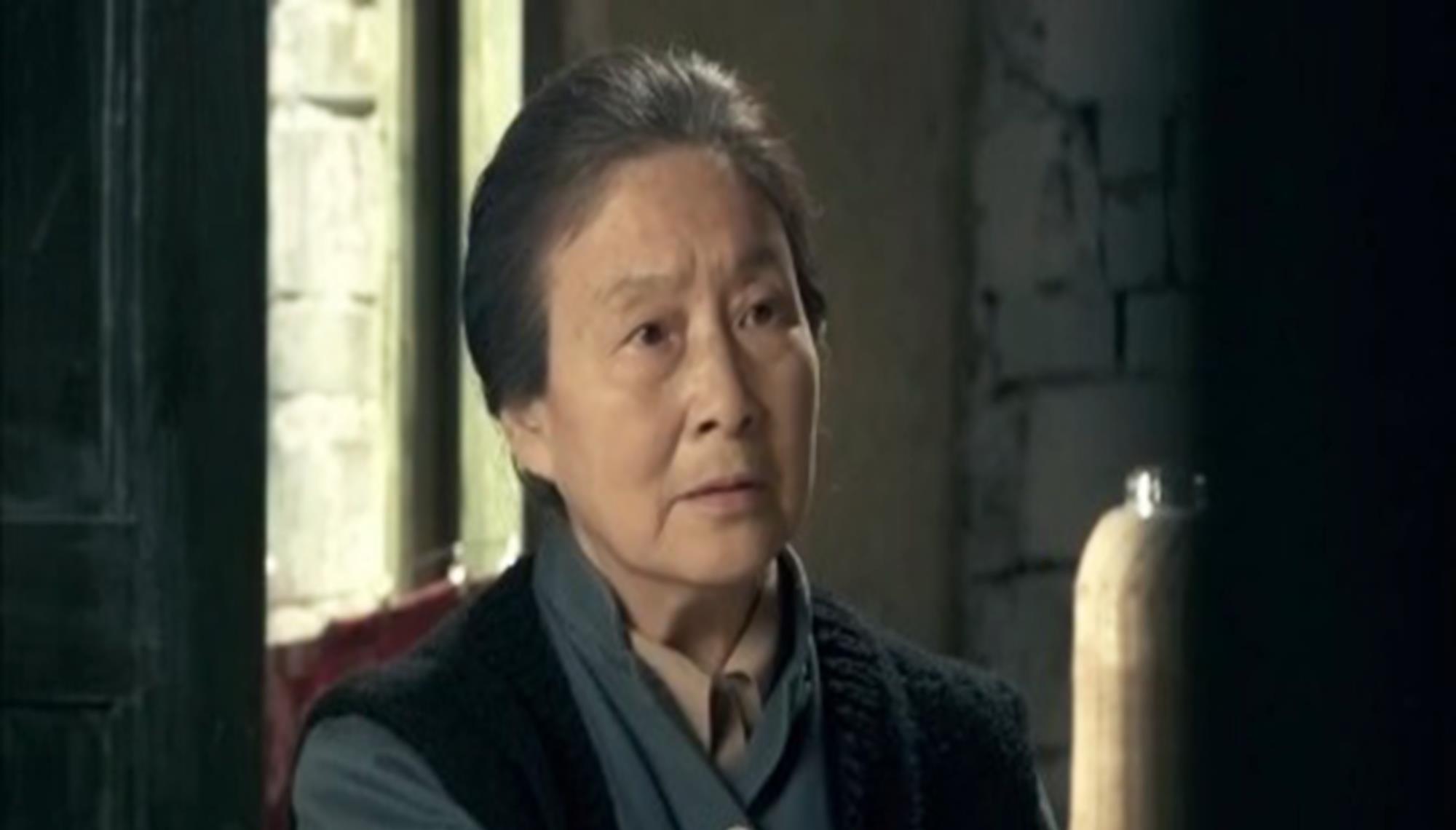 体育蜀黍吖 女性新型“啃老”:放过了父母,专“啃”公婆,连退休金也没放过