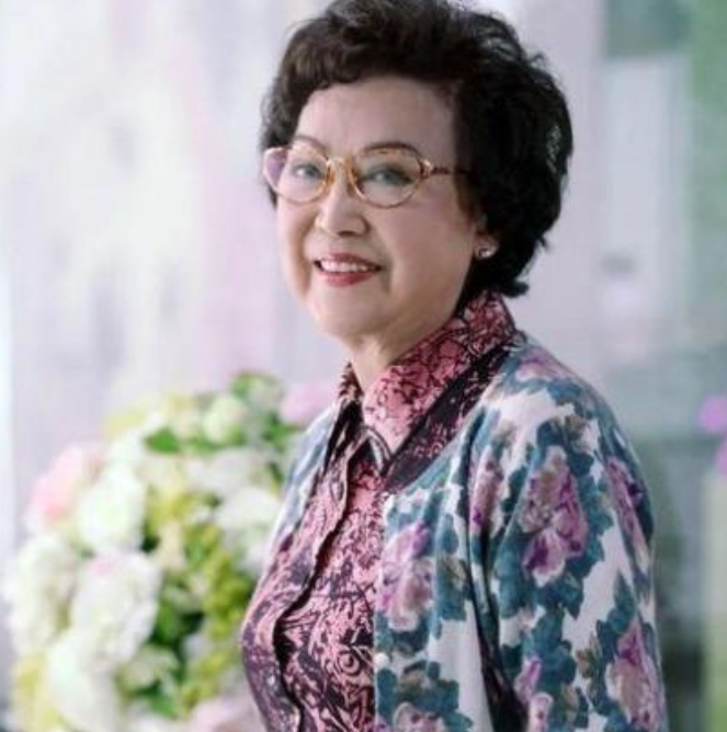 赵英俊|2021年去世的十大名人，每一位都配得上德艺双馨
