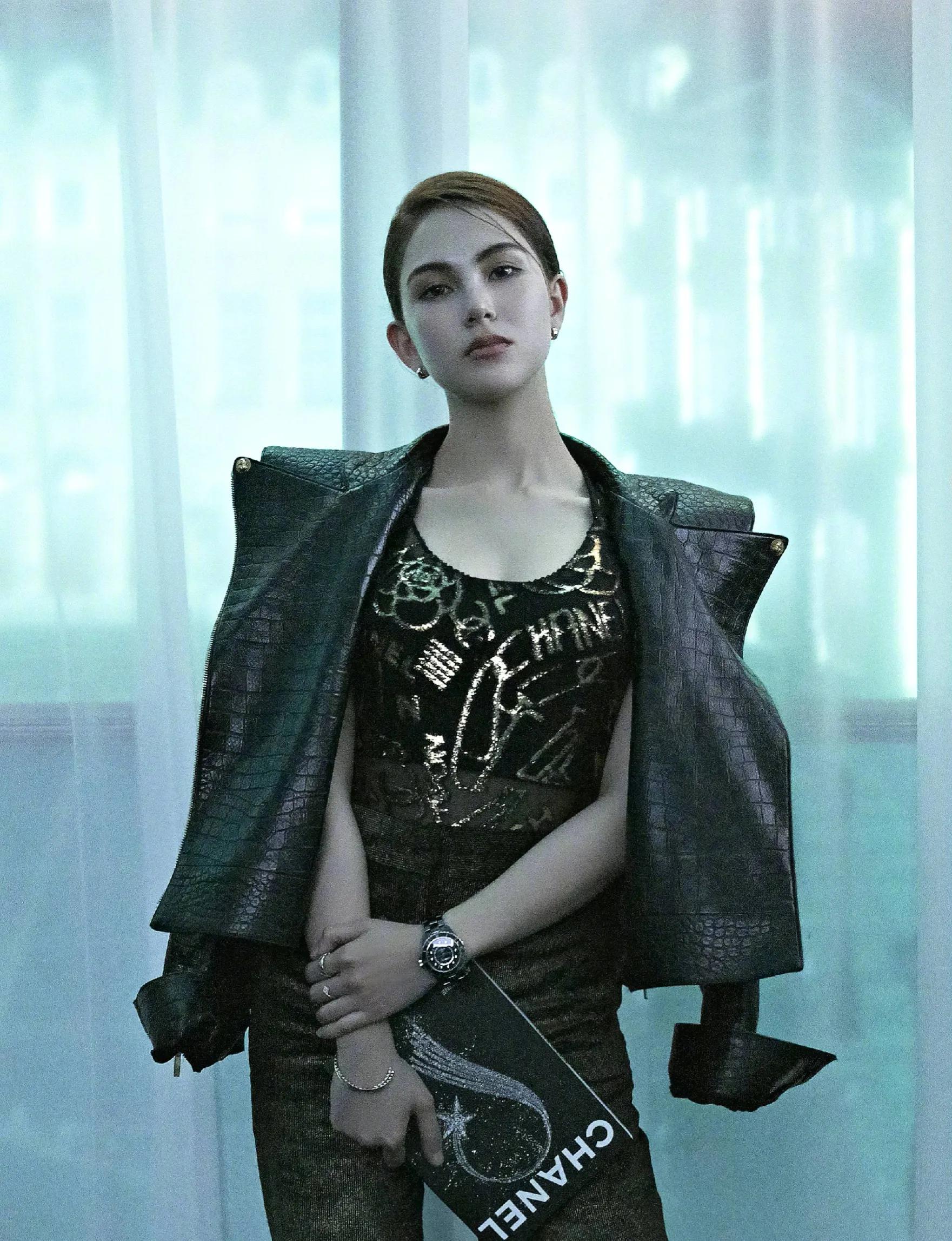 昆凌|顶级性感女神昆凌，璀璨耀眼、妩媚动人而又傲雪凌霜