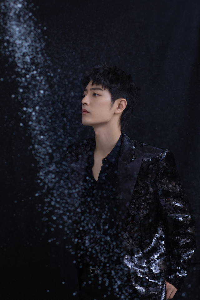 肖战|肖战《如梦之梦》现场花篮再现，看清寄语，博君确实无“肖”？  ?