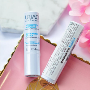 美容|月入3000打工族敢入手大牌护肤品？看看她们都在用什么