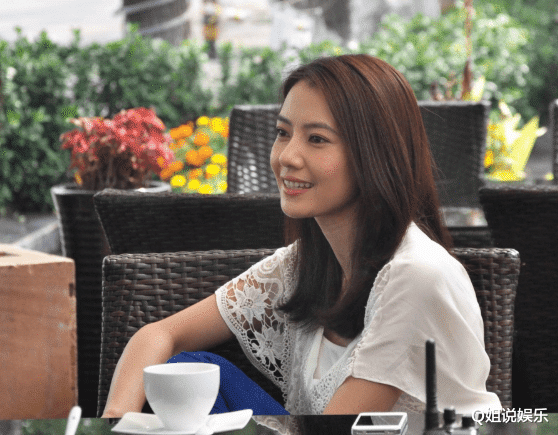 高圆圆|“国民女神”高圆圆的灿烂情史，以及拜倒在她石榴裙下的5个男人