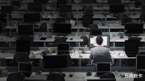 五商玩卡 996风波后续，员工爆料：投票决定上班时间，提供理咨询服务
