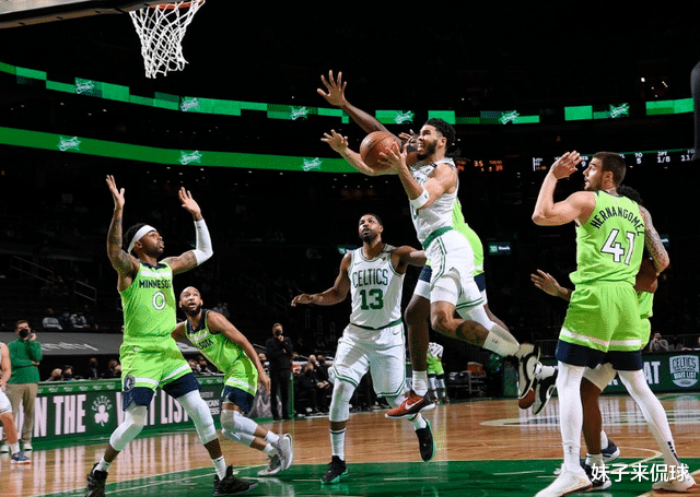 詹姆斯·哈登|53+32+44！崛起为超级得分手，当初若梭哈哈登，东部也就大变天了