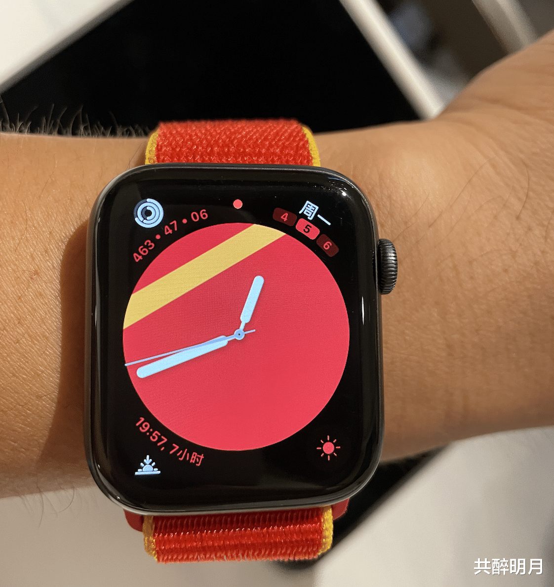 苹果|Apple Watch买了不后悔的苹果产品，销量碾压华为、小米手表