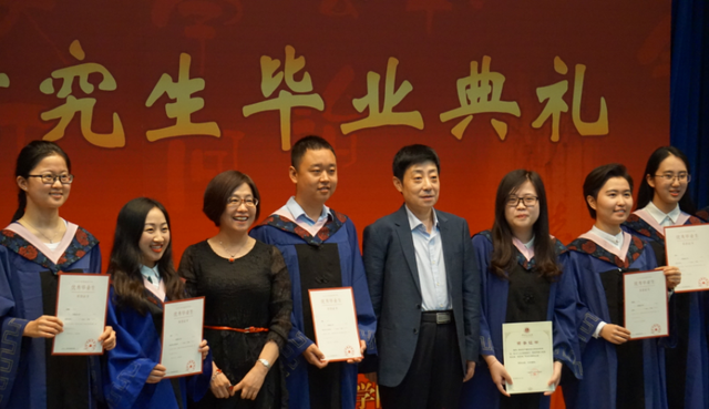 招聘|研究生毕业，月薪万元很普遍吗？过来人摇头，还是现实点吧