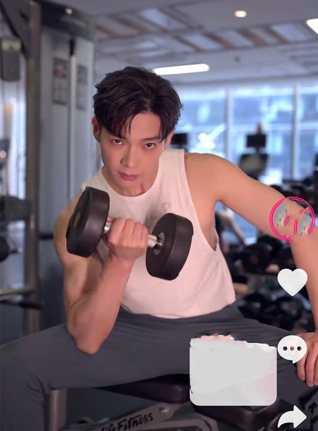 肖战|《马栏花便利店》顾客猛夸景甜是大明星，却不认识辰亦儒！太现实