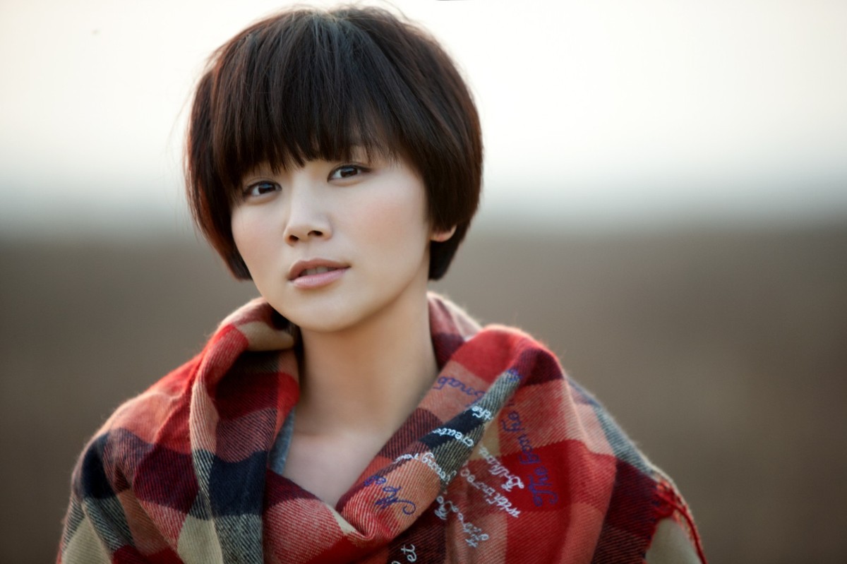 曹曦文|吴磊和赵露思白争了，就在两人明争暗斗的时候，半路出了个曹曦文