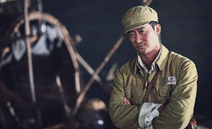 长津湖|票房井喷！徐峥沈腾都挡不住！《长津湖》国庆档票房第一稳了？