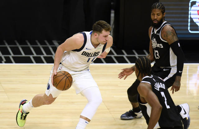 勒布朗·詹姆斯|22岁东契奇和22岁詹姆斯，数据全面对比后，才发现他被高估了