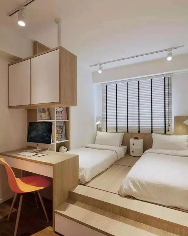 榻榻米已经落伍了,现在流行这种一体化的地台卧室设计