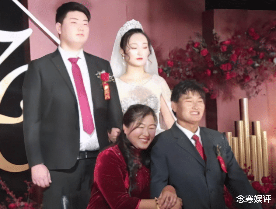 陈亚男|陈亚男离婚后放出大招，两年直播带货佣金做公益，请大家来监督她