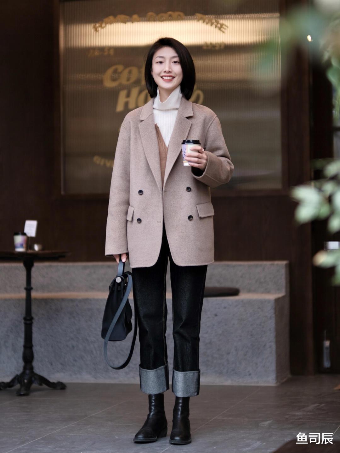 穿衣搭配|职场OL冬季离不开“羊毛西装”，借鉴这组搭配，日常通勤也很时髦