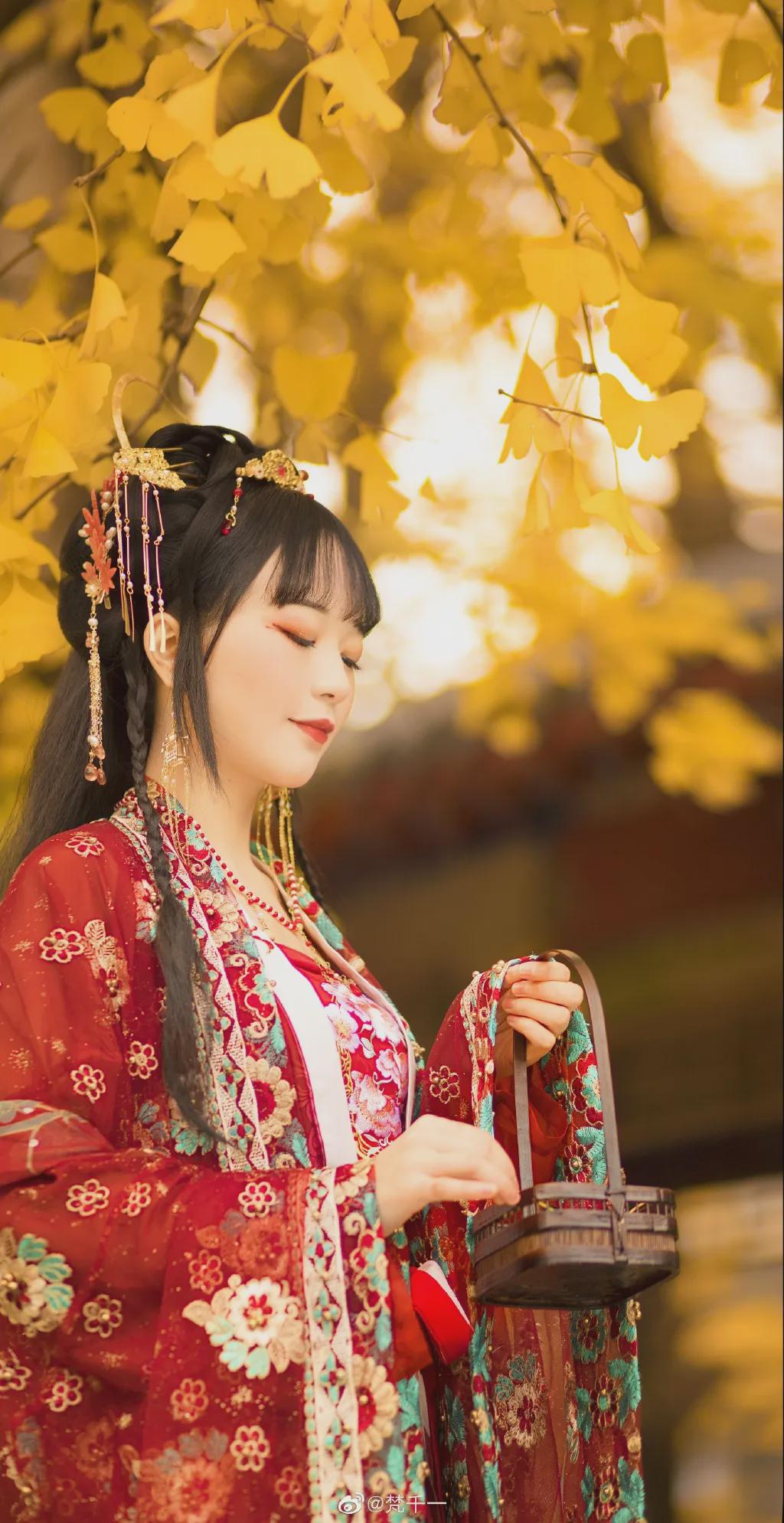 约拍大本营 长沙约拍：此情深处 红笺为无色