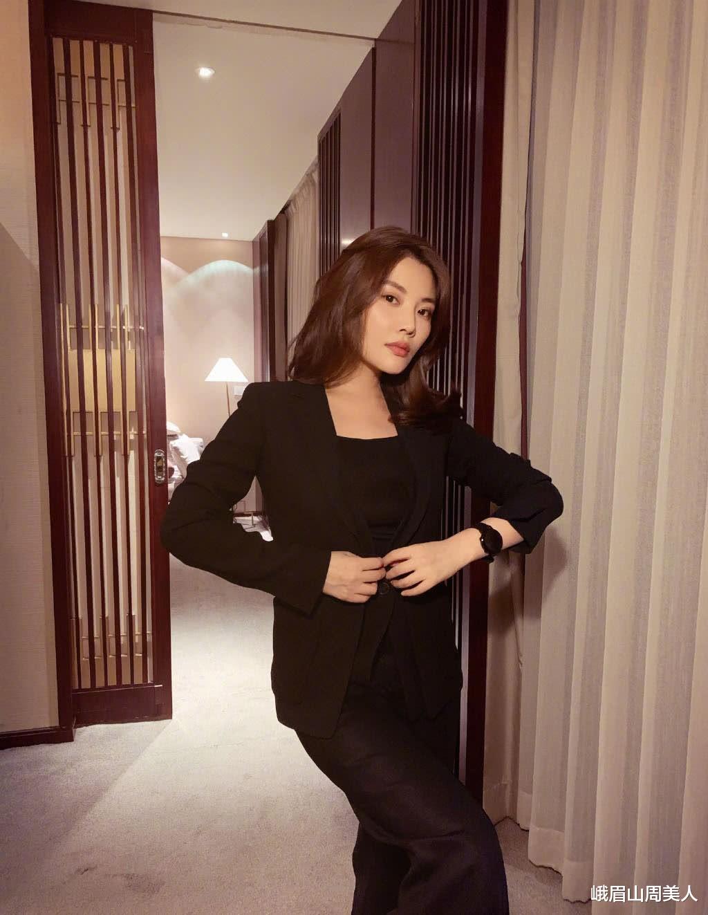 峨眉山周美人|?徐冬冬这身材谁不酸，晒健身照大方秀身材线条，“蜜桃臀”太吸睛