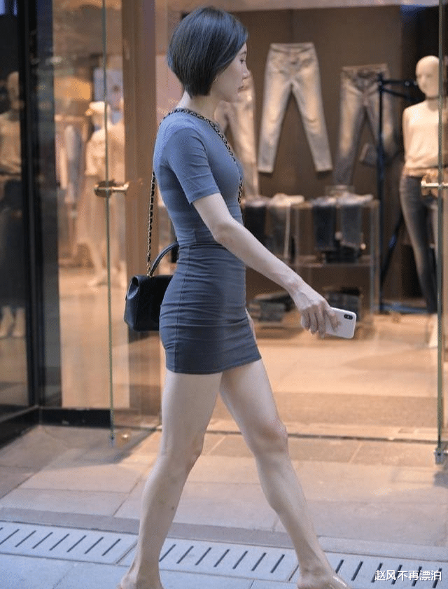 春夏穿搭|时尚白领的包臀裙穿出纤细腰身,高雅有气质,独特的味道很有魅力