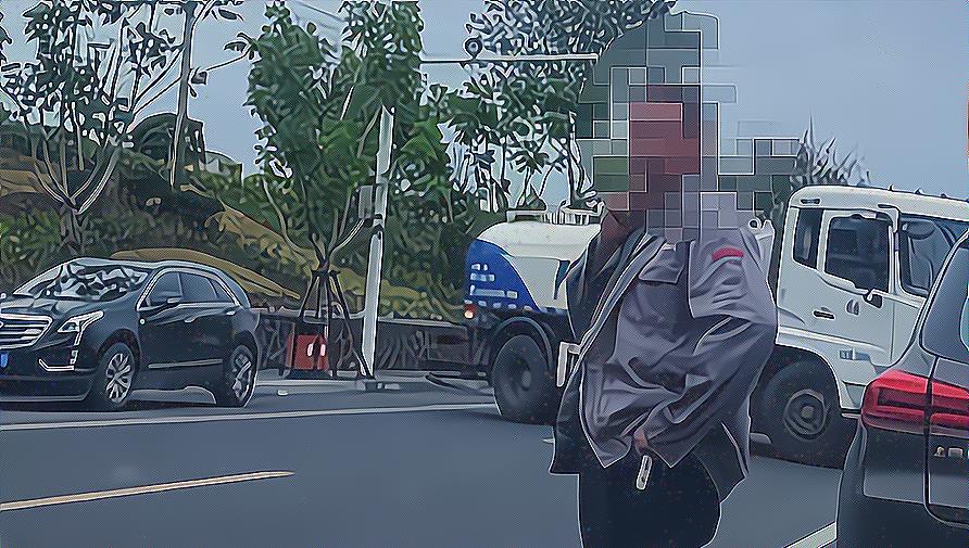 按钮一生 无辜躺枪！男子过马路被拍成出轨对象，播发200多万，妻子要离婚