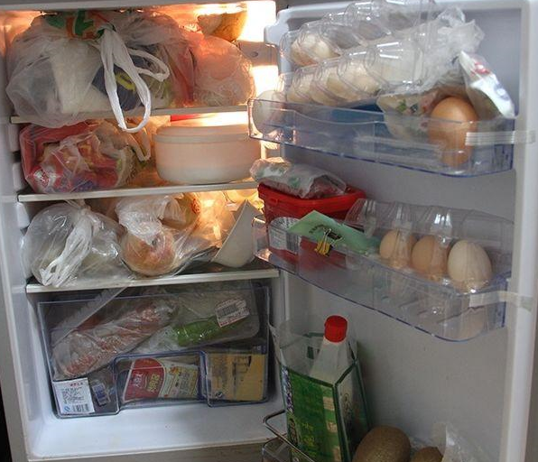 闺蜜家的冰箱从不放塑料袋，这样的做法真高级，干净整洁又实用！