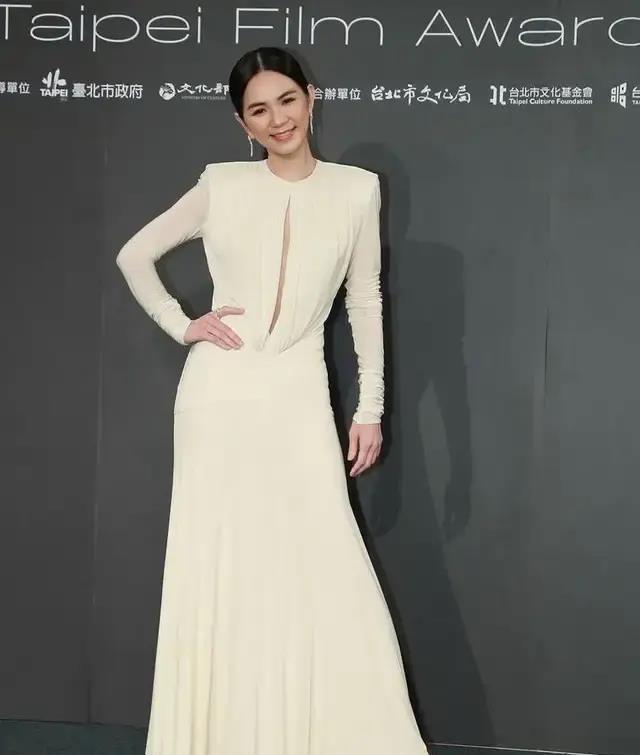 林小雪|林心如变脸认不出,人均又土又俗,台北电影节红毯,把我丑笑了
