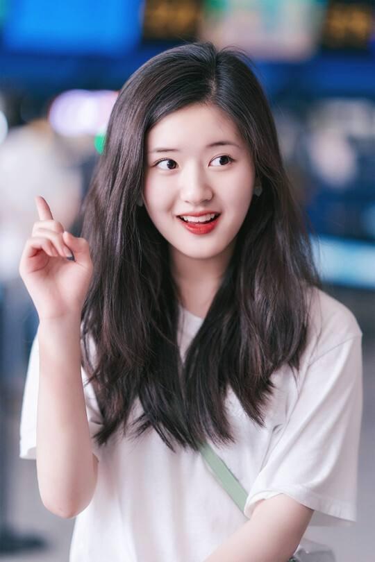 洗发水 头发刚打湿就抹洗发水?难怪一天不洗就头发油,教你正确洗发方法