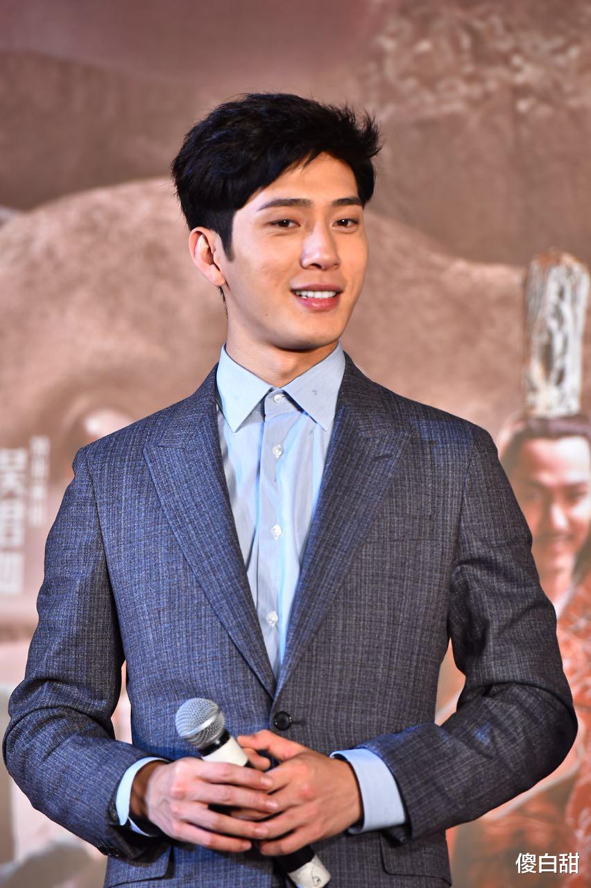 井柏然|井柏然谈及白敬亭让找女朋友的事情，也暴露了自己的情感现状！